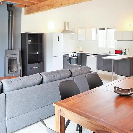Amazing In Holiday home Nimes