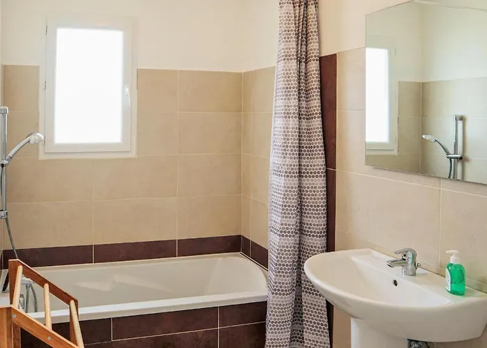 Stunning In * نيم